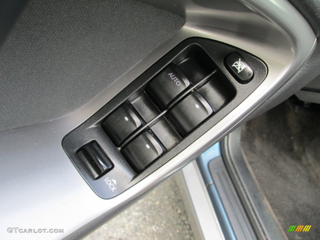 2005 Outback 2.5i Wagon - Atlantic Blue Pearl / Off Black photo #14