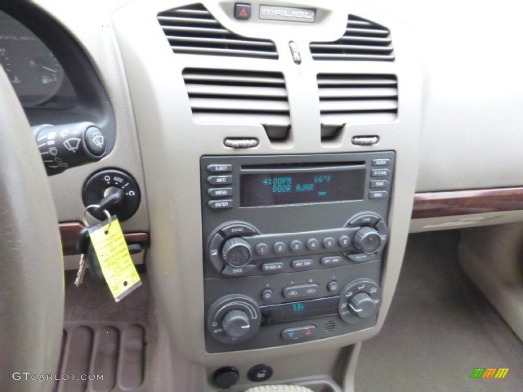 2004 Malibu LT V6 Sedan - Navy Blue Metallic / Neutral photo #13