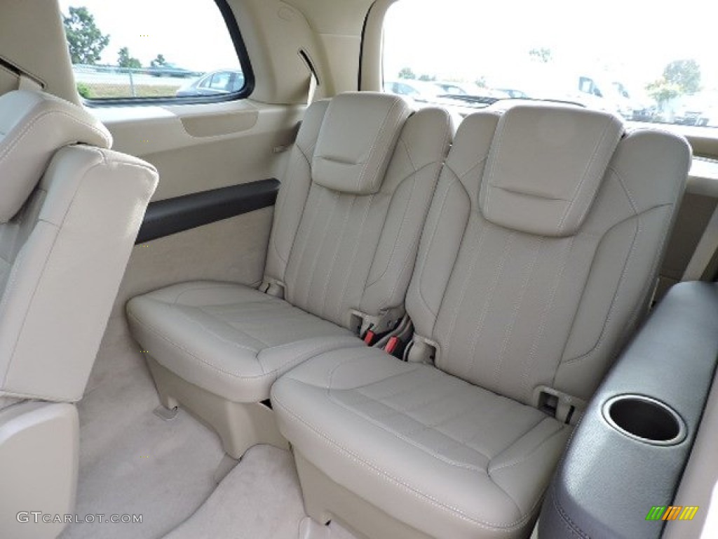 2016 Mercedes-Benz GL 350 BlueTEC 4Matic Rear Seat Photo #107490488