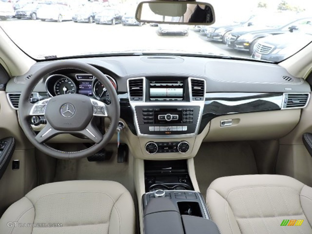 2016 Mercedes-Benz GL 350 BlueTEC 4Matic Black Dashboard Photo #107490555