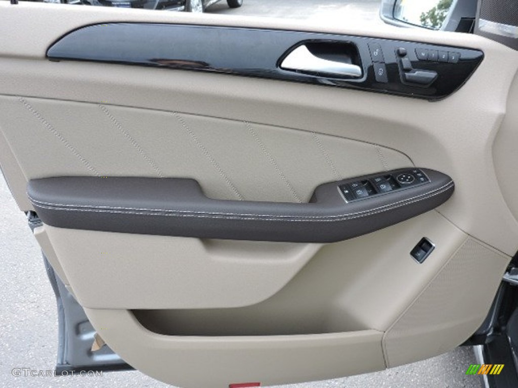 2016 Mercedes-Benz GL 350 BlueTEC 4Matic Black Door Panel Photo #107490603