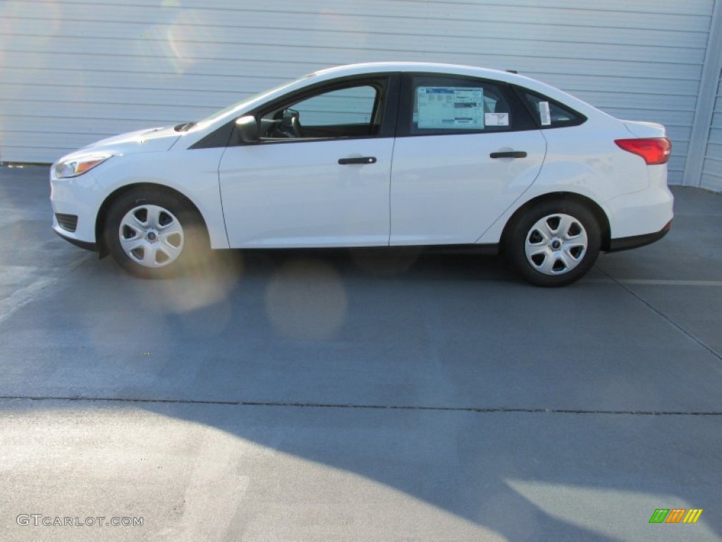 2015 Focus S Sedan - Oxford White / Charcoal Black photo #6