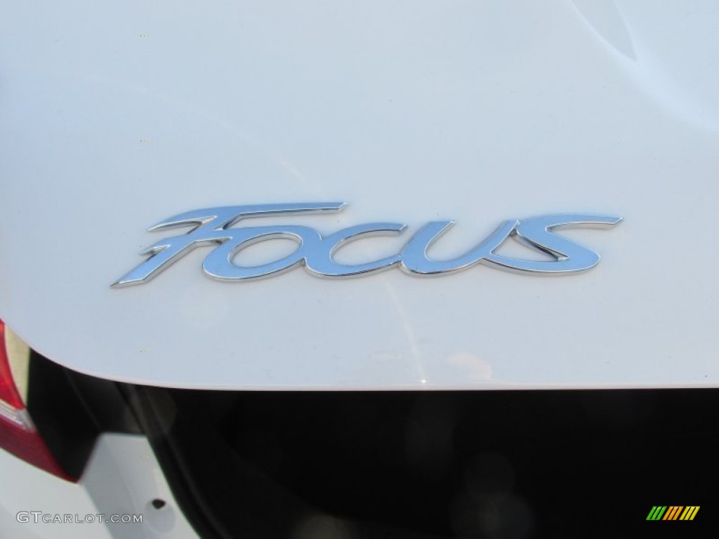 2015 Focus S Sedan - Oxford White / Charcoal Black photo #13