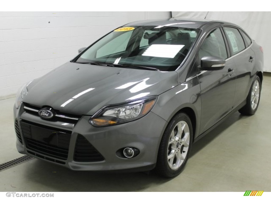 2013 Focus Titanium Sedan - Sterling Gray / Charcoal Black photo #3