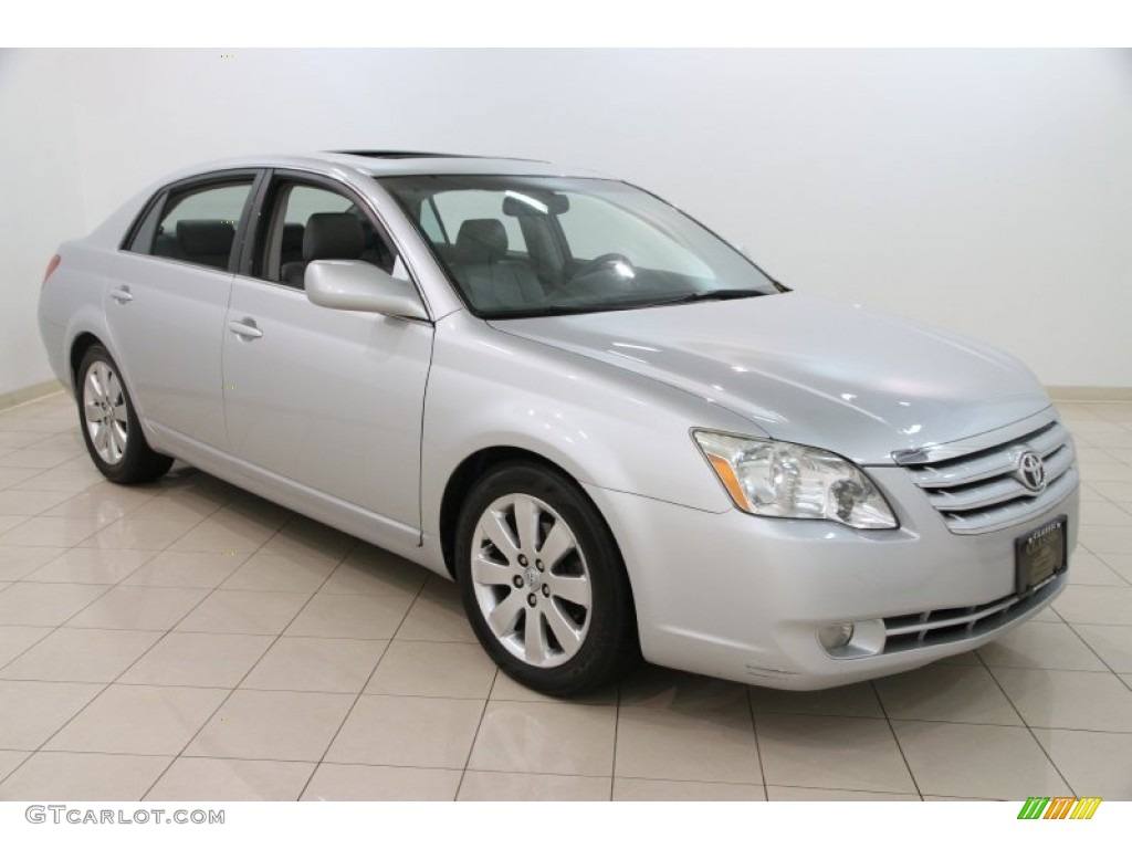2005 Avalon XLS - Titanium Metallic / Graphite Gray photo #1