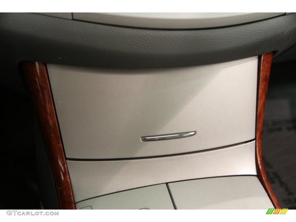 2005 Avalon XLS - Titanium Metallic / Graphite Gray photo #11