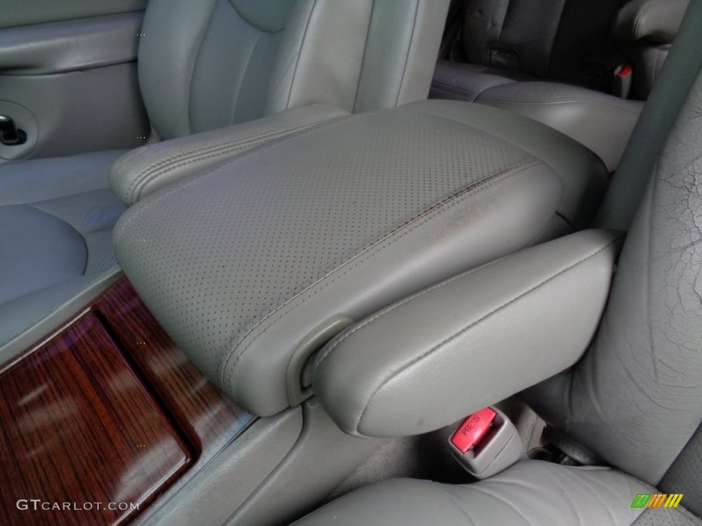 2003 Escalade  - Sable Black / Pewter photo #47