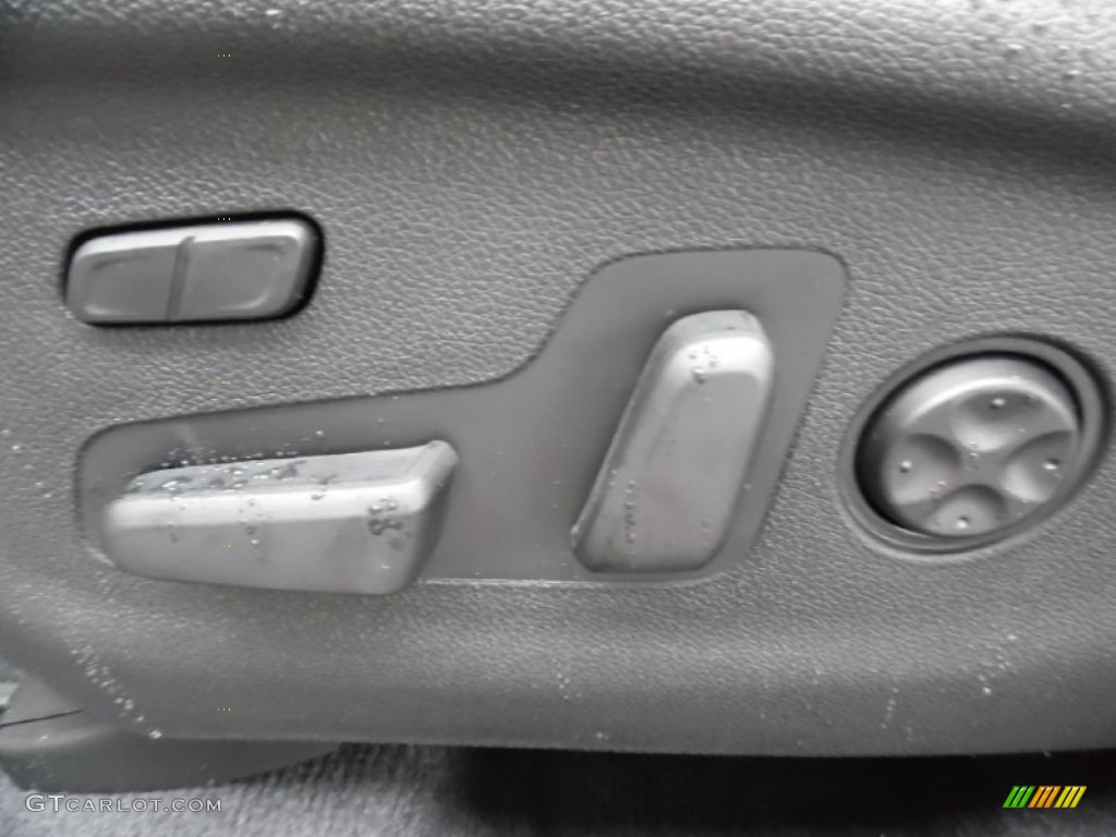 2016 Kia Sorento SX V6 AWD Controls Photo #107510606