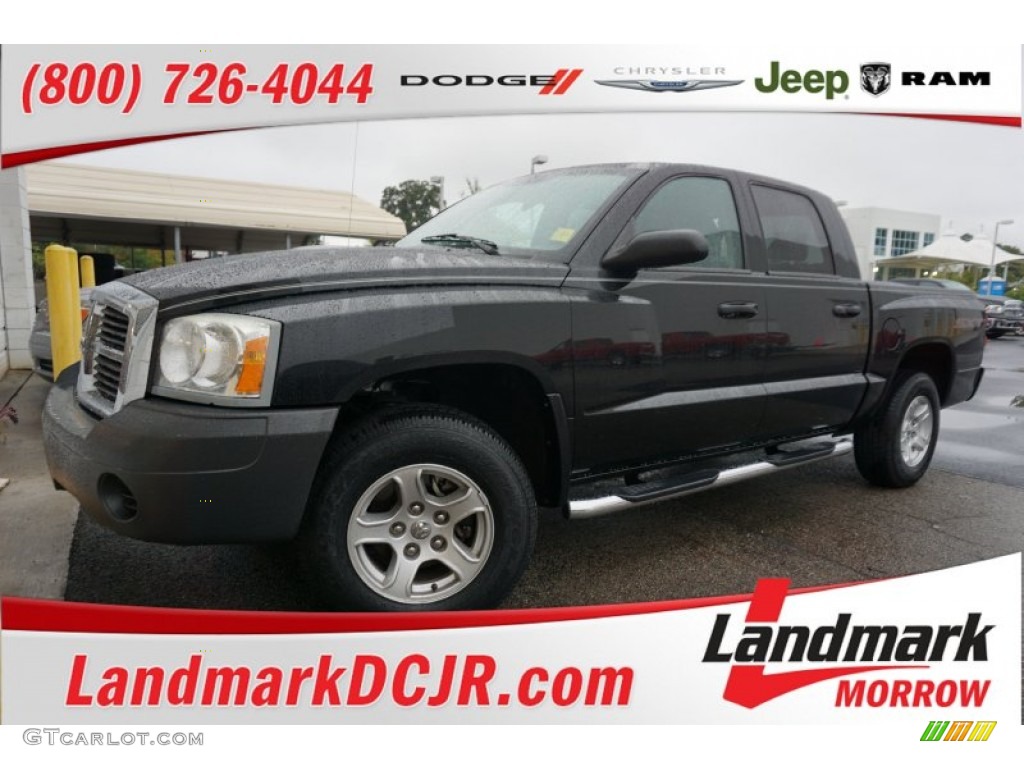 2007 Dakota ST Quad Cab - Brilliant Black Crystal Pearl / Medium Slate Gray photo #1