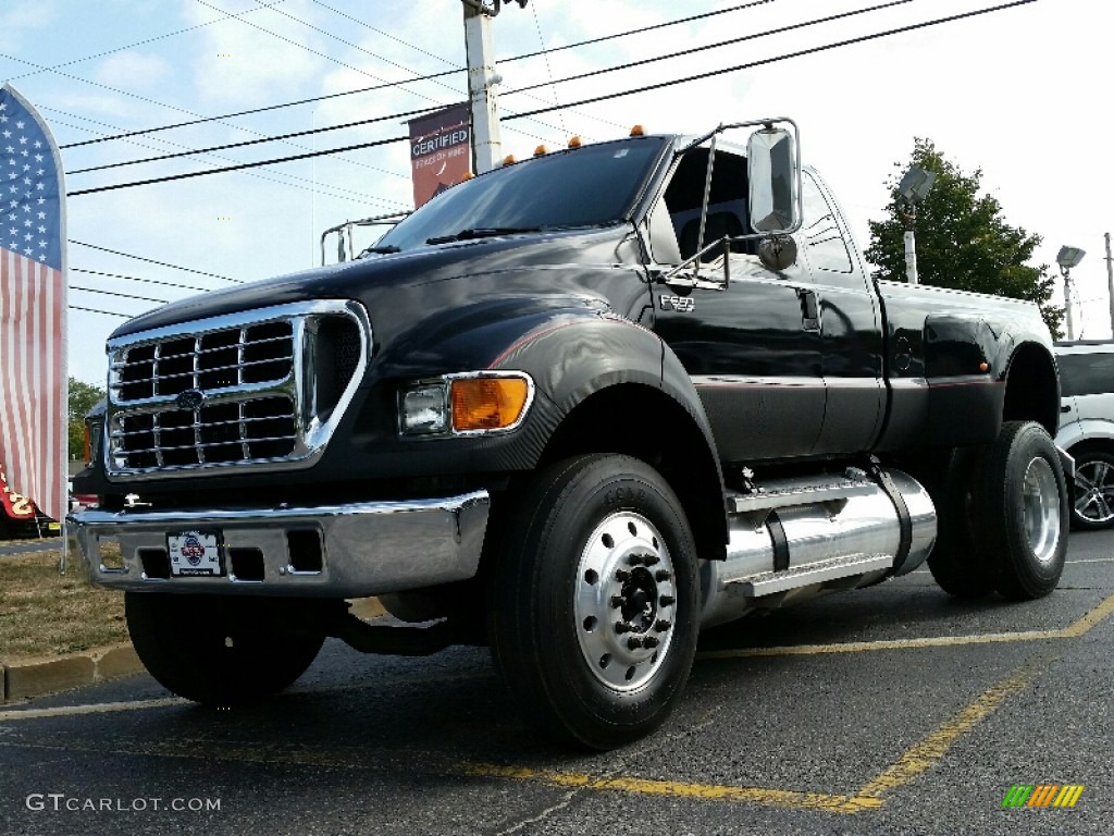 Black Ford F650 Super Duty