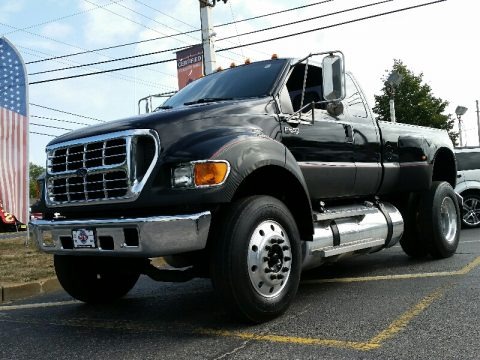 2000 Ford F650 Super Duty XLT Crew Cab Data, Info and Specs