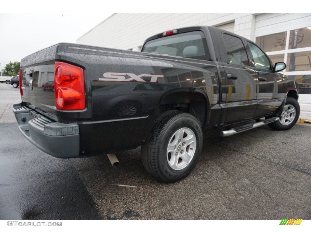 2007 Dakota ST Quad Cab - Brilliant Black Crystal Pearl / Medium Slate Gray photo #3