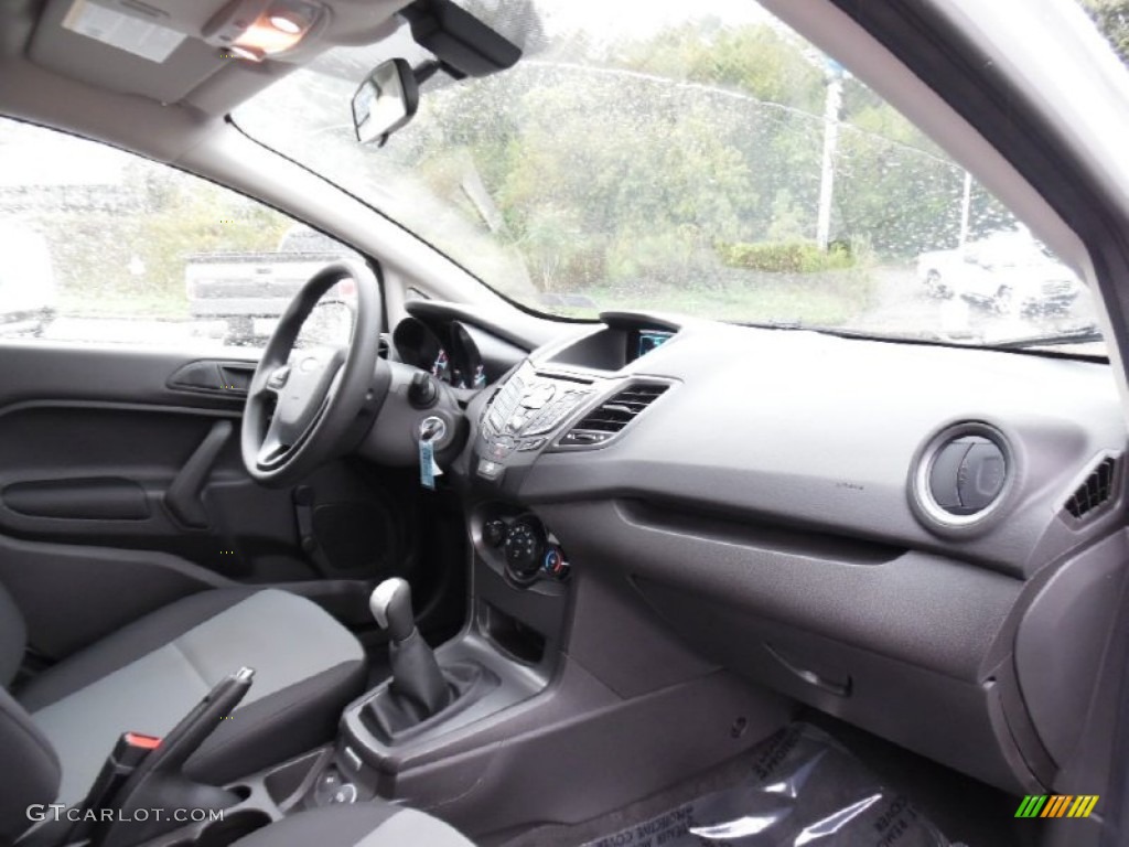 Charcoal Black Interior 2016 Ford Fiesta S Hatchback Photo #107516293
