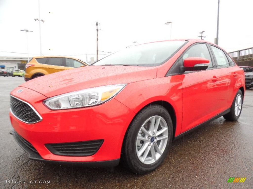 Race Red 2016 Ford Focus SE Sedan Exterior Photo #107517674