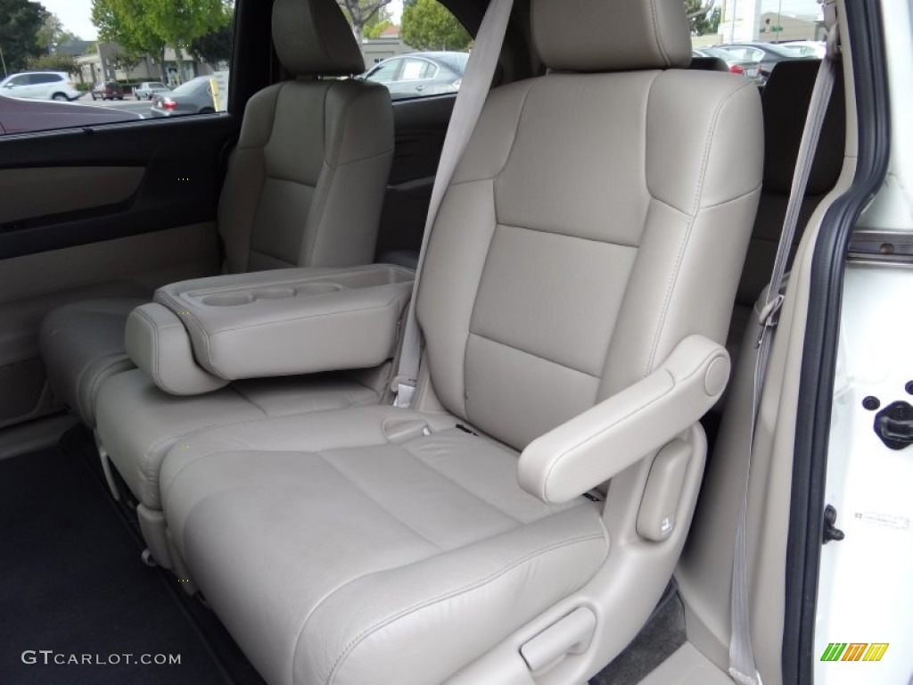2014 Honda Odyssey Touring Elite Rear Seat Photo #107518201