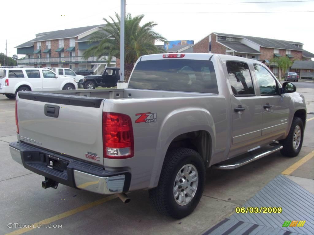 2008 Sierra 1500 SLE Crew Cab 4x4 - Silver Birch Metallic / Ebony/Light Titanium photo #4