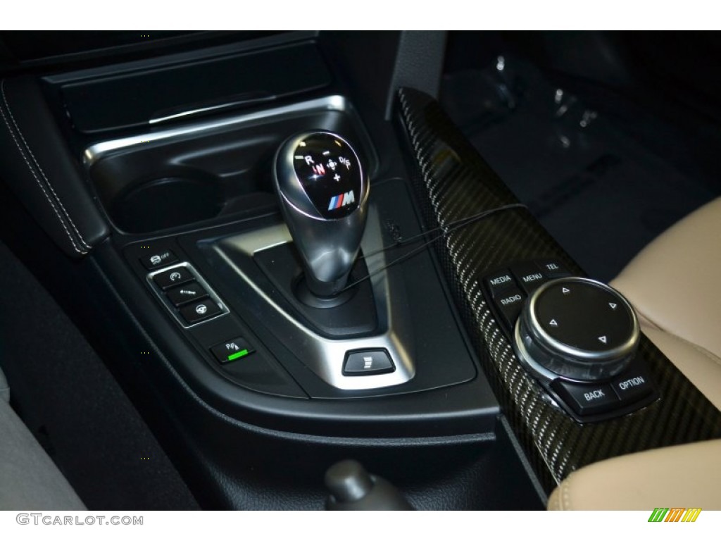 2016 BMW M4 Convertible Transmission Photos