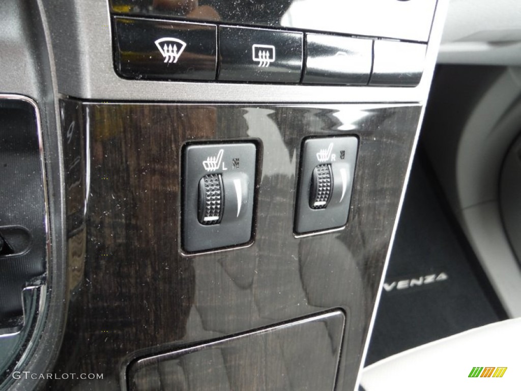 2015 Venza XLE V6 AWD - Magnetic Gray Metallic / Light Gray photo #16