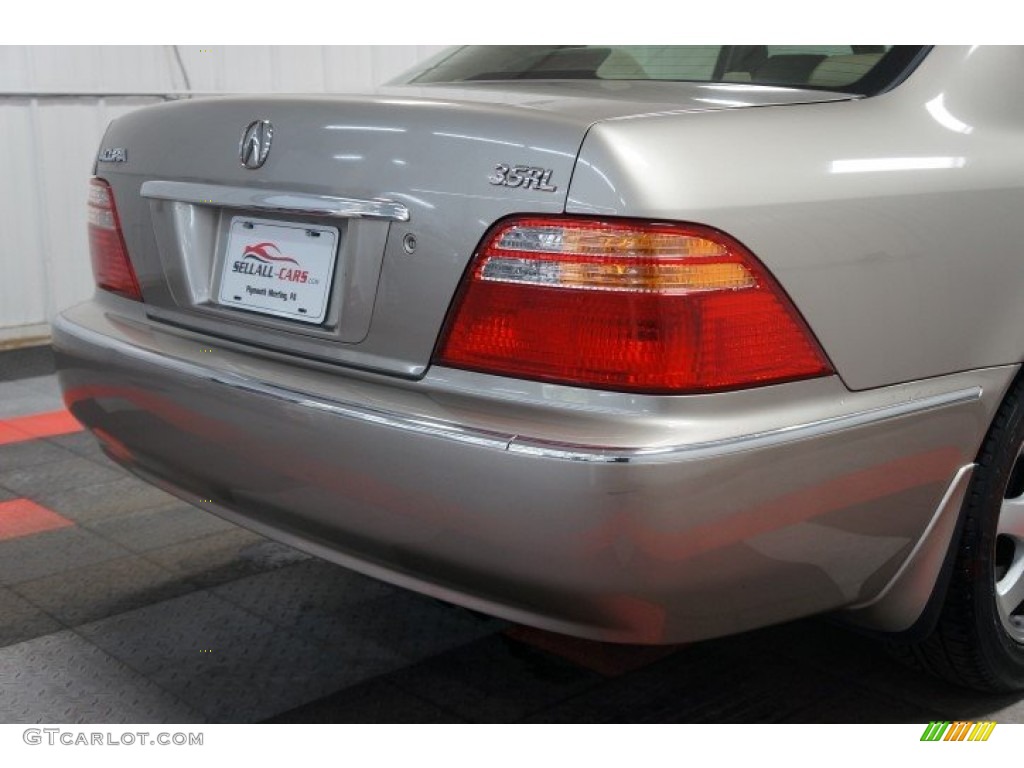 2002 RL 3.5 Sedan - Satin Silver / Parchment photo #57