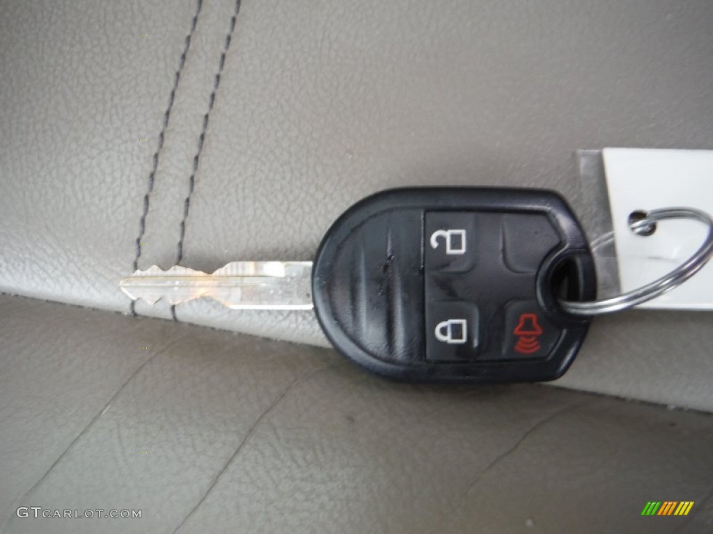 2011 Edge SEL AWD - Mediterranean Blue Metallic / Medium Light Stone photo #23