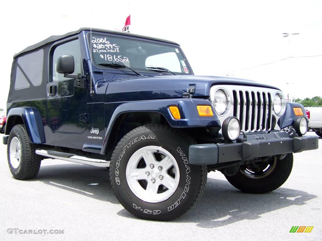 2006 Wrangler Unlimited 4x4 - Midnight Blue Pearl / Dark Slate Gray photo #1