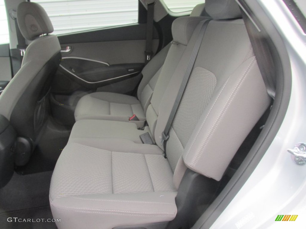 Gray Interior 2016 Hyundai Santa Fe SE Photo #107526305