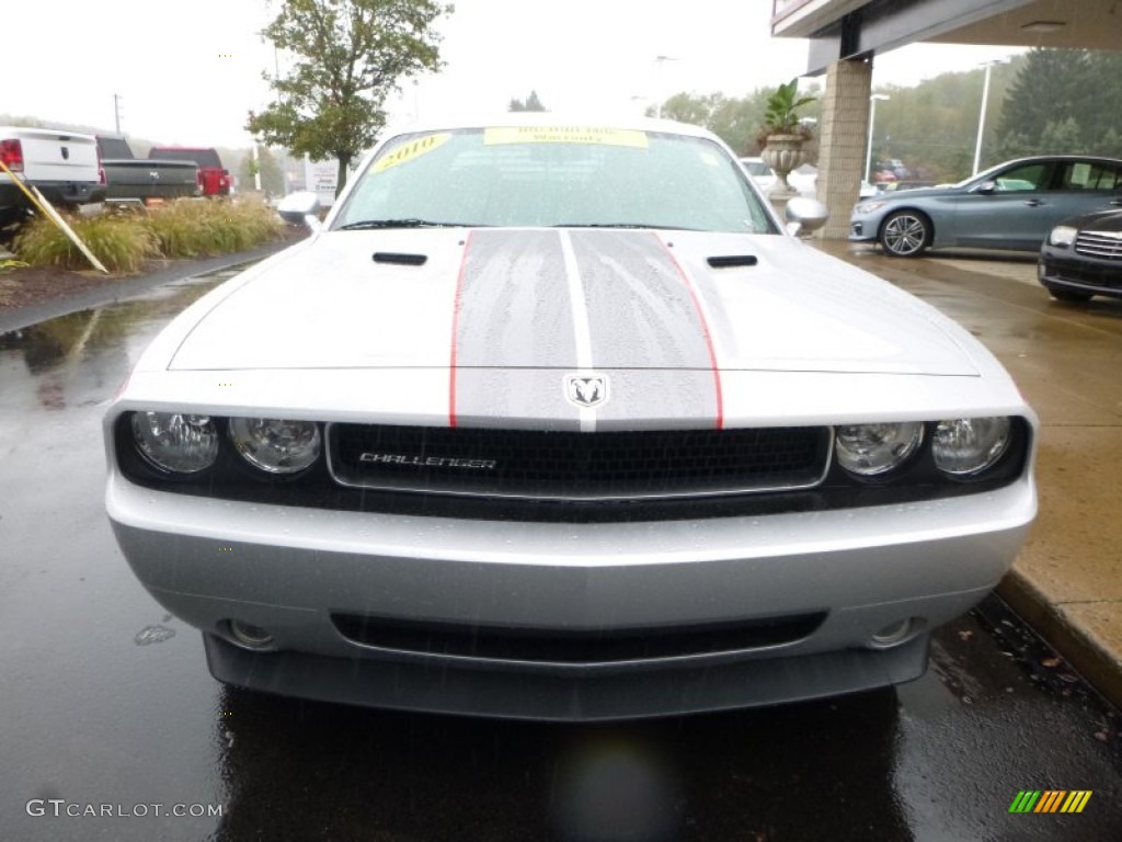 2010 Challenger SE - Bright Silver Metallic / Dark Slate Gray photo #8