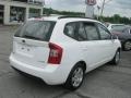 2008 Clear White Kia Rondo LX V6  photo #3