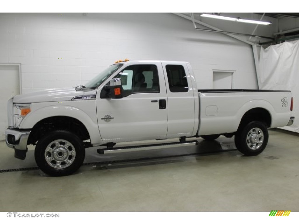 2016 F250 Super Duty XLT Super Cab 4x4 - Oxford White / Steel photo #1