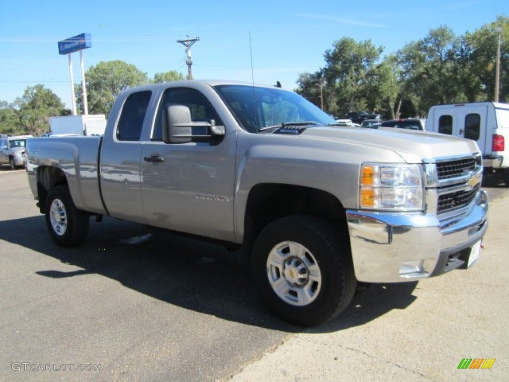 2009 Silverado 2500HD LT Extended Cab 4x4 - Silver Birch Metallic / Light Titanium/Ebony photo #2