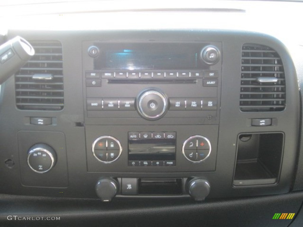 2009 Silverado 2500HD LT Extended Cab 4x4 - Silver Birch Metallic / Light Titanium/Ebony photo #23