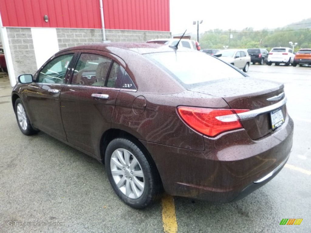 2013 200 Limited Sedan - Deep Auburn Pearl / Black/Light Frost Beige photo #4