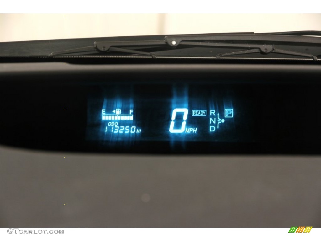 2005 Prius Hybrid - Super White / Gray/Burgundy photo #7