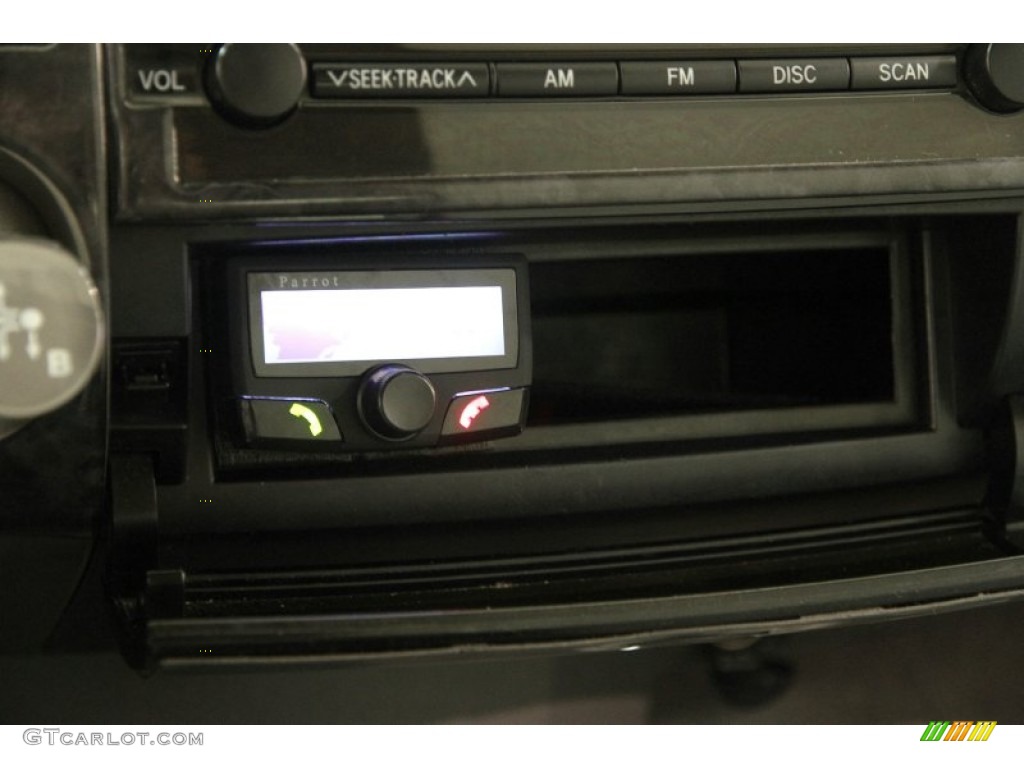 2005 Prius Hybrid - Super White / Gray/Burgundy photo #13