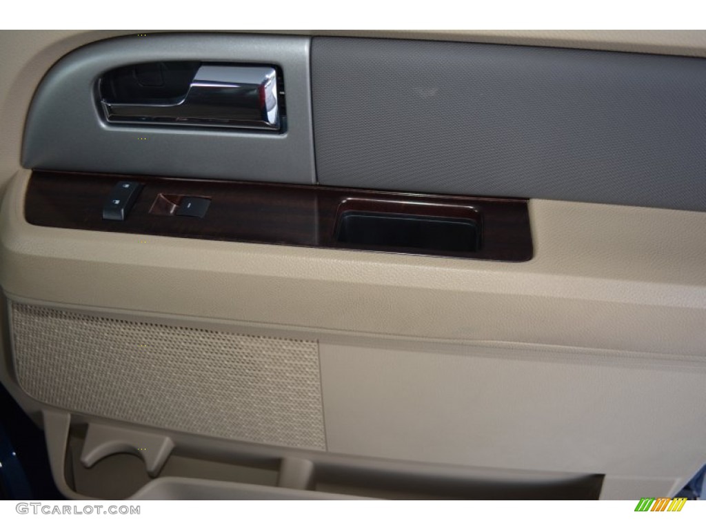 2011 Expedition XLT 4x4 - Dark Blue Pearl Metallic / Camel photo #18