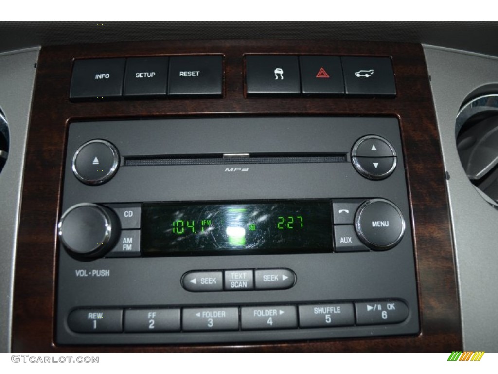 2011 Expedition XLT 4x4 - Dark Blue Pearl Metallic / Camel photo #21