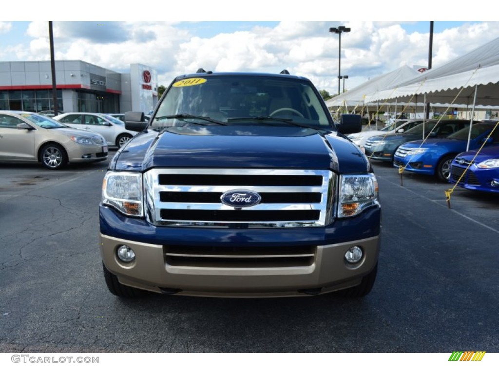 2011 Expedition XLT 4x4 - Dark Blue Pearl Metallic / Camel photo #35