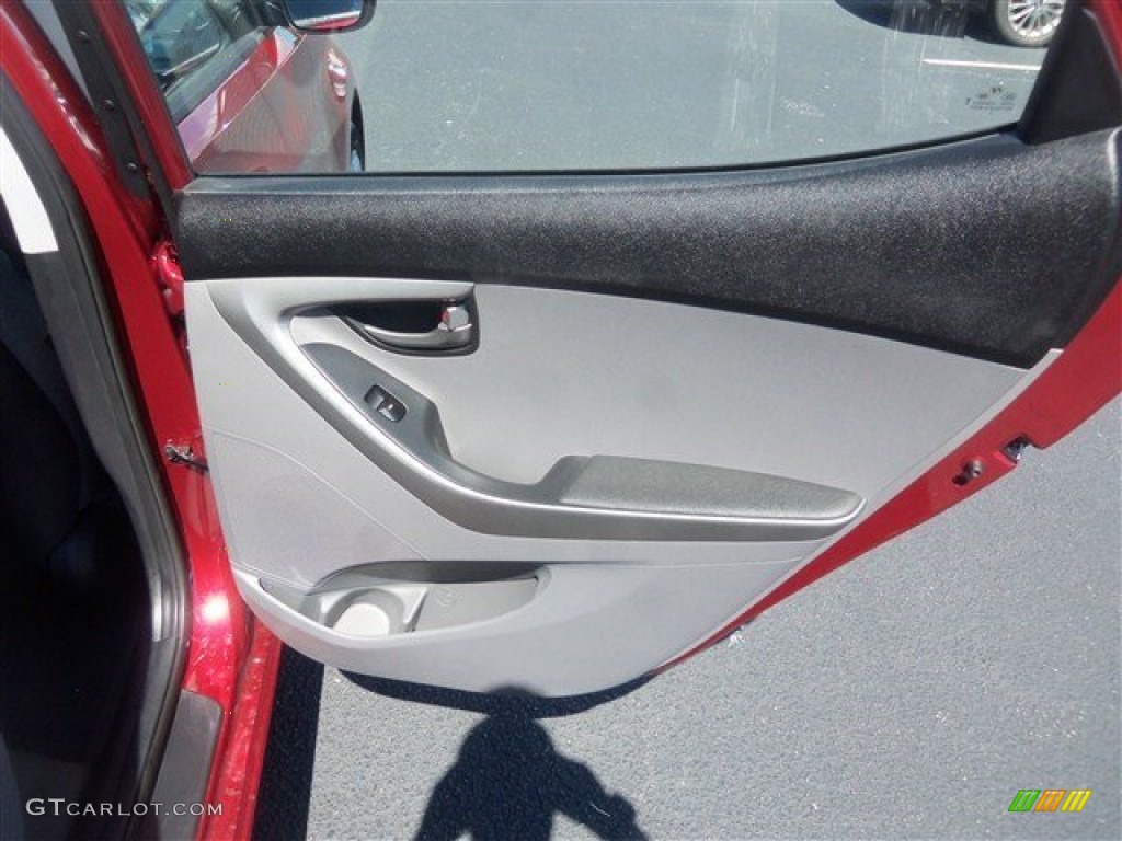 2016 Elantra SE - Red / Gray photo #15