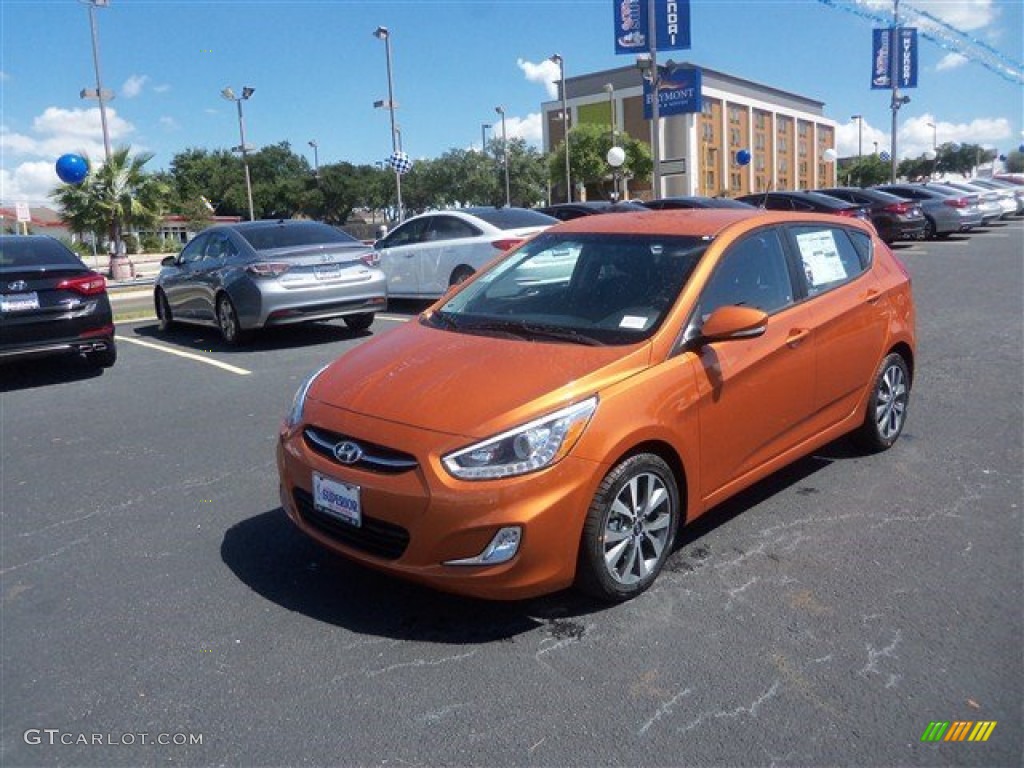 2016 Accent SE Hatchback - Vitamin C / Black photo #1