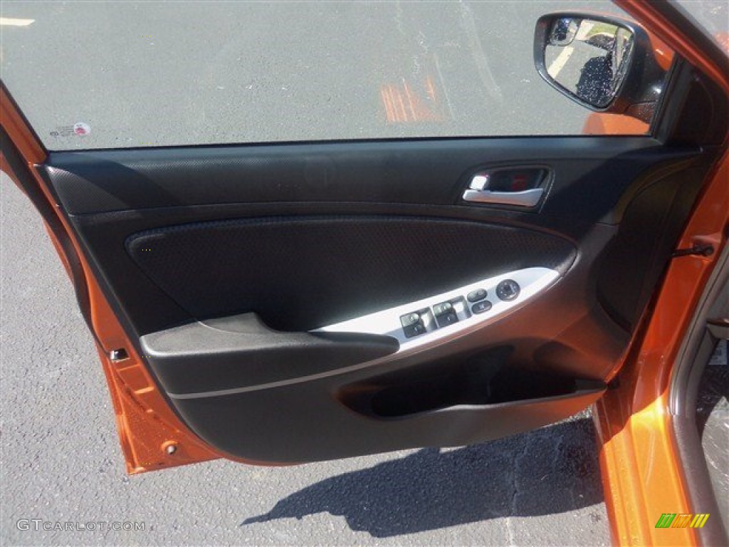 2016 Accent SE Hatchback - Vitamin C / Black photo #22