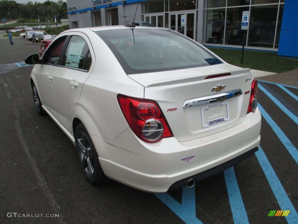 2016 Sonic RS Sedan - White Diamond Tricoat / RS Jet Black photo #4