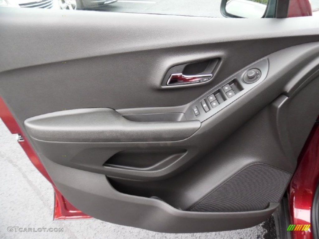 2016 Chevrolet Trax LS Jet Black Door Panel Photo #107553594