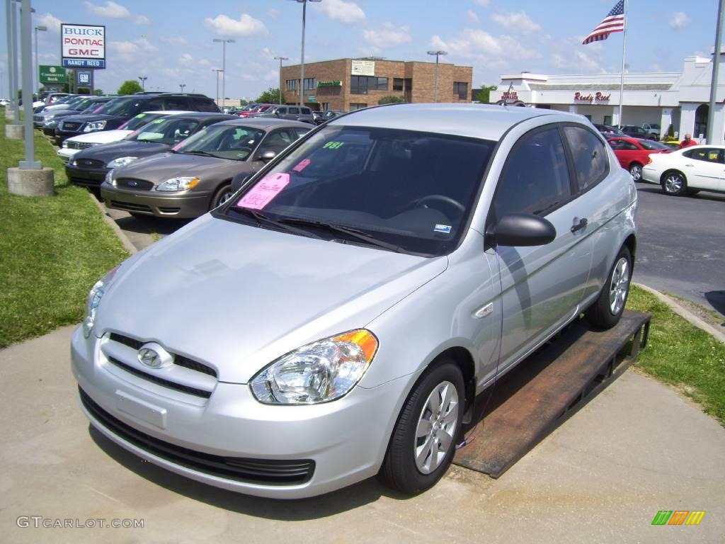 2008 Accent GS Coupe - Platinum Silver / Black photo #1