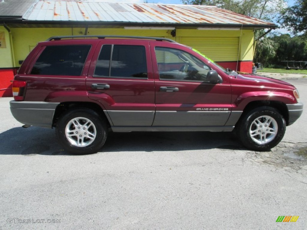 2002 Grand Cherokee Laredo 4x4 - Dark Garnet Red Pearlcoat / Sandstone photo #2
