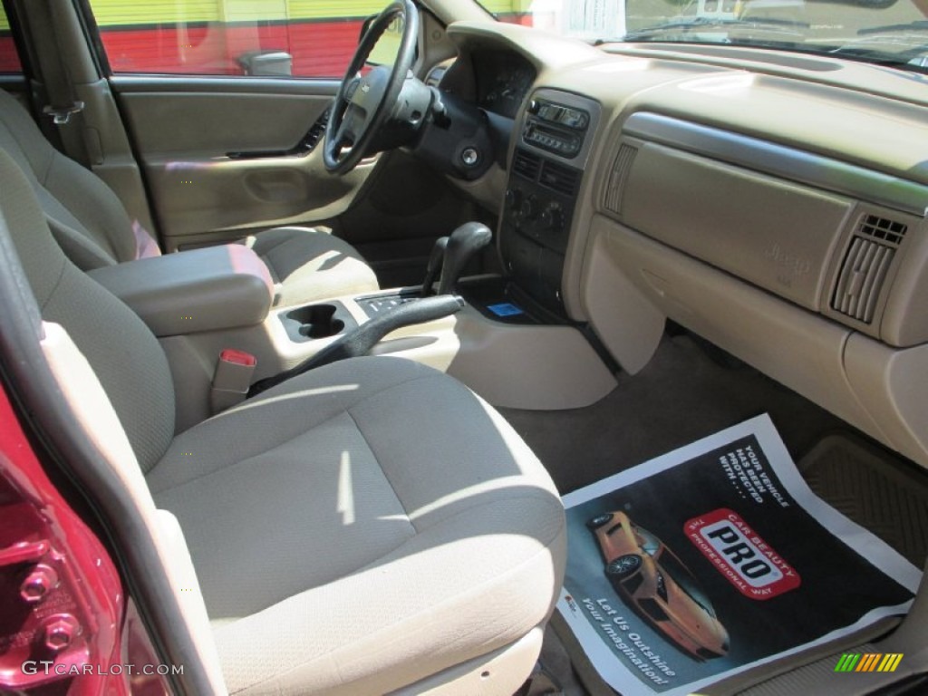 2002 Grand Cherokee Laredo 4x4 - Dark Garnet Red Pearlcoat / Sandstone photo #14