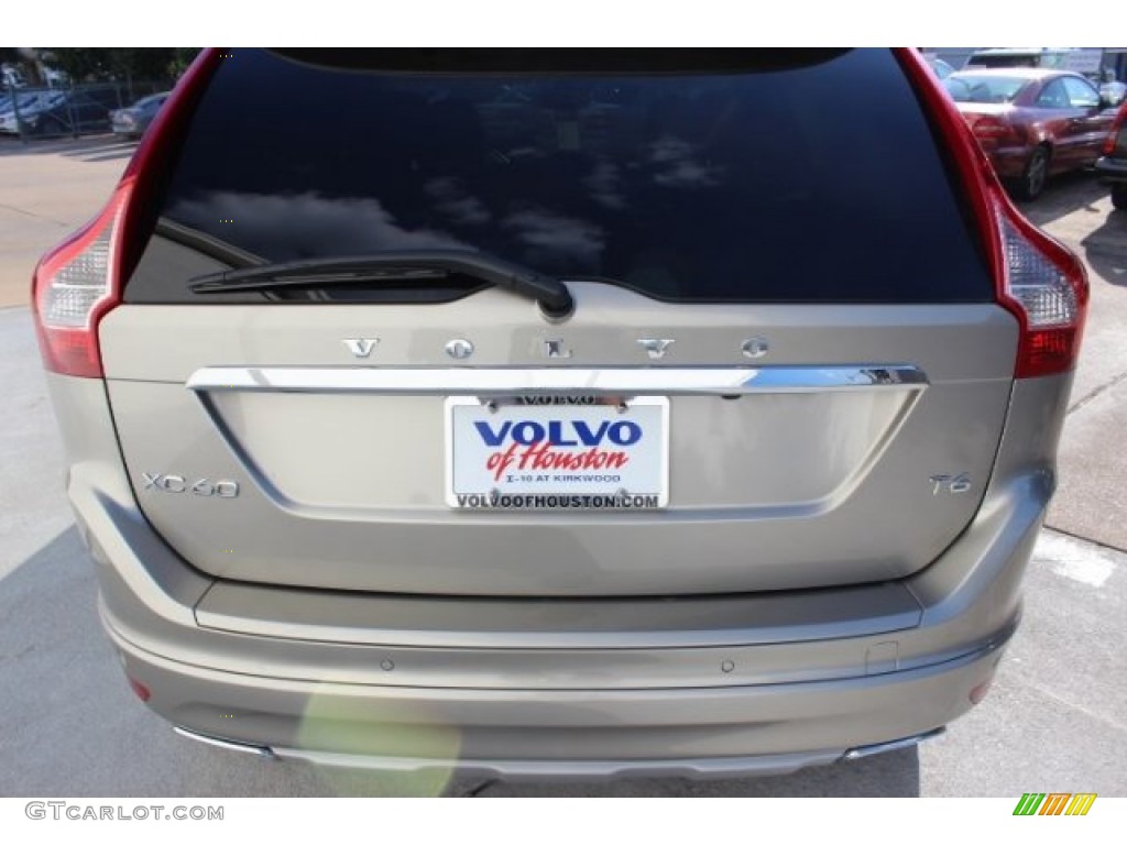 2016 XC60 T6 Drive-E - Seashell Metallic / Beige photo #7