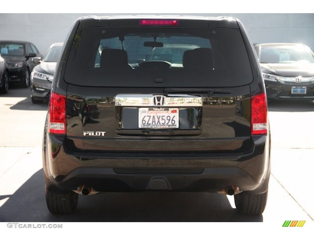 2013 Pilot LX - Crystal Black Pearl / Gray photo #10