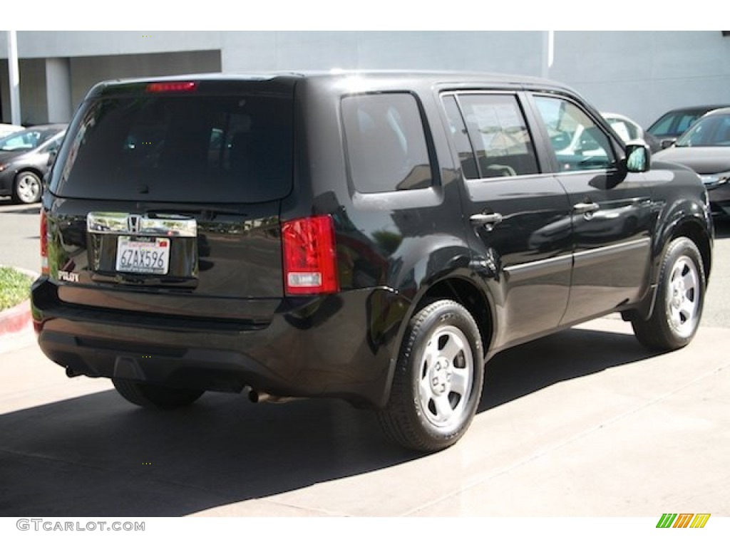 2013 Pilot LX - Crystal Black Pearl / Gray photo #11