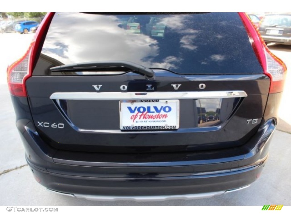 2016 XC60 T5 Drive-E - Magic Blue Metallic / Off-Black photo #7