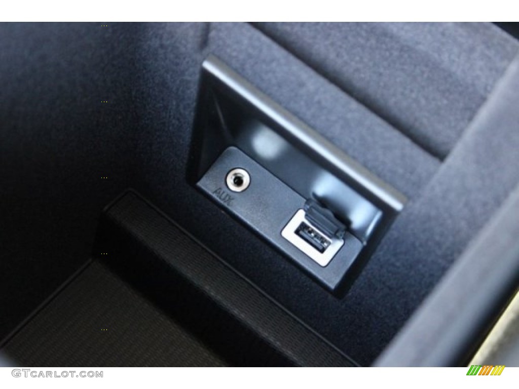 2016 XC60 T5 Drive-E - Magic Blue Metallic / Off-Black photo #24